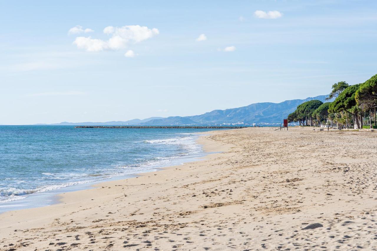 Hauzify I Apartaments Reddis Cambrils Esterno foto